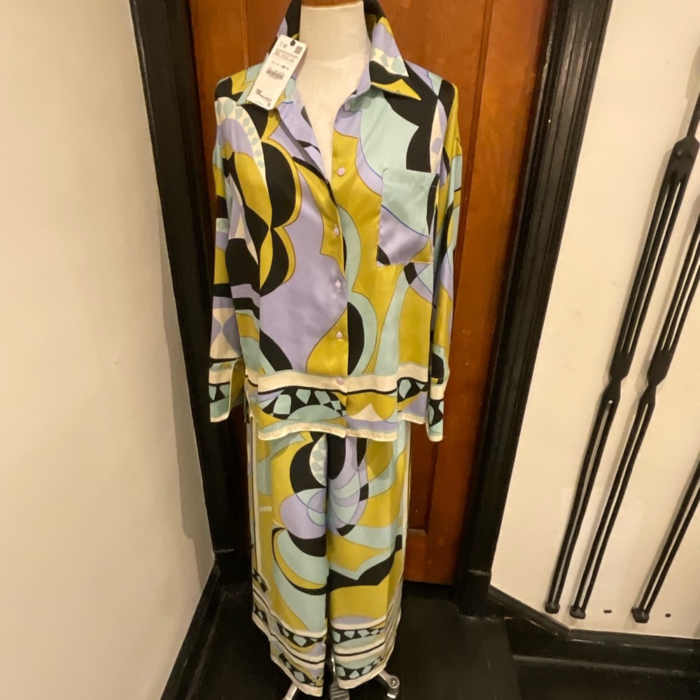 BNWT Zara Two Piece BLK, GREEN, Lavender, BLUE Set Size XL shirt, Large pants. - Picture 2 of 11